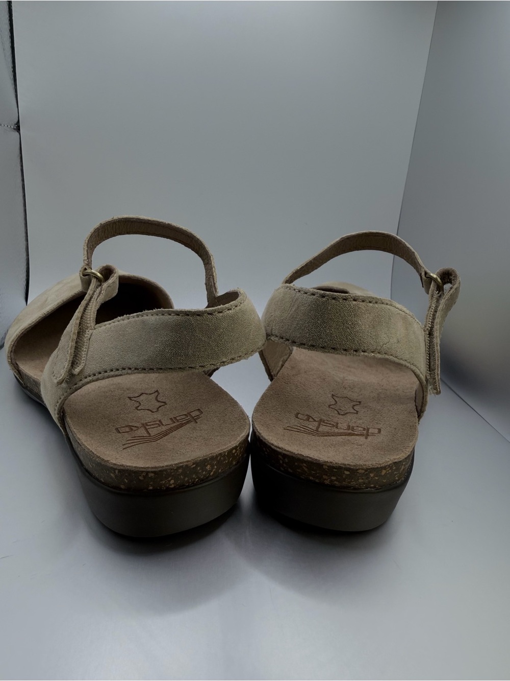 DANSKO ROWAN (WOMEN'S) - TAUPE MILLED NUBUCK - Picture 8 of 15